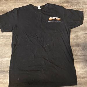 Hooters Custom Rides Men’s Tee shirt